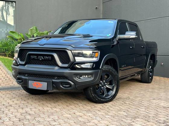 RAM 1500 5.7 V8 GASOLINA REBEL CD 4X4 AUTOMÁTICO